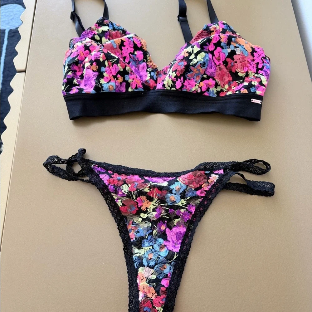 Floral Multicolor Padded Bralette with Black Trim and Panties Matching set